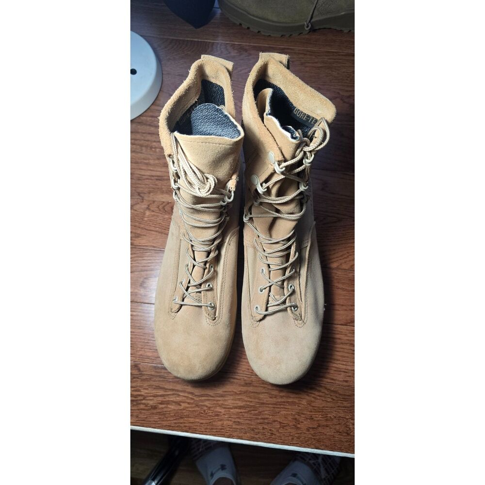 NEW Belleville MCB 293-105 Tan Gore-Tex Mountain Combat Boots Men’s 11.5R USA